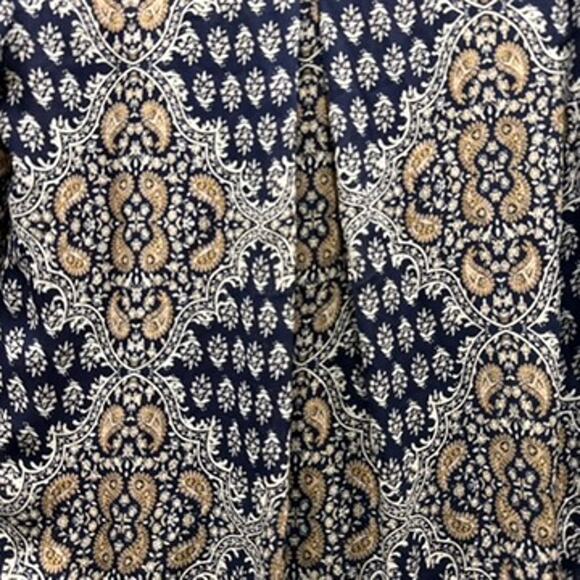 L'Agence Women's Small 100% Silk Button Up Long Sleeve Blouse Flowy Feminine EUC - Picture 7 of 9